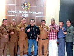 High school principals visit PWI Aceh office, report journalists suspected of extortion