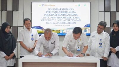 Baitul Mal Aceh and RSUZA Sign a Cooperation Agreement on False Leg Assistance for Poor People