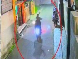 Terekam CCTV, Pelempar Granat Ke Rumah Bacagub Aceh 2 Orang