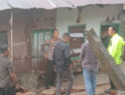 Tembok SMK di Jambi Roboh, 10 KK Mengungsi, 3 Tewas 