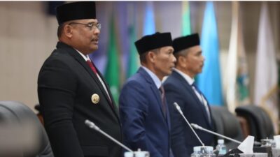 Pj Gubernur Safrizal Hadiri Paripurna Penetapan Pimpinan DPRA Periode 2024-2029