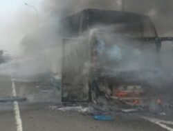 Bus Pariwisata Angkut 58 Anak TK Terbakar