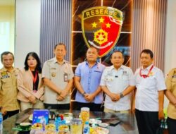 Dit Tipidter Bareskrim Polri Terima BPI Award dari BPI KPNPA RI